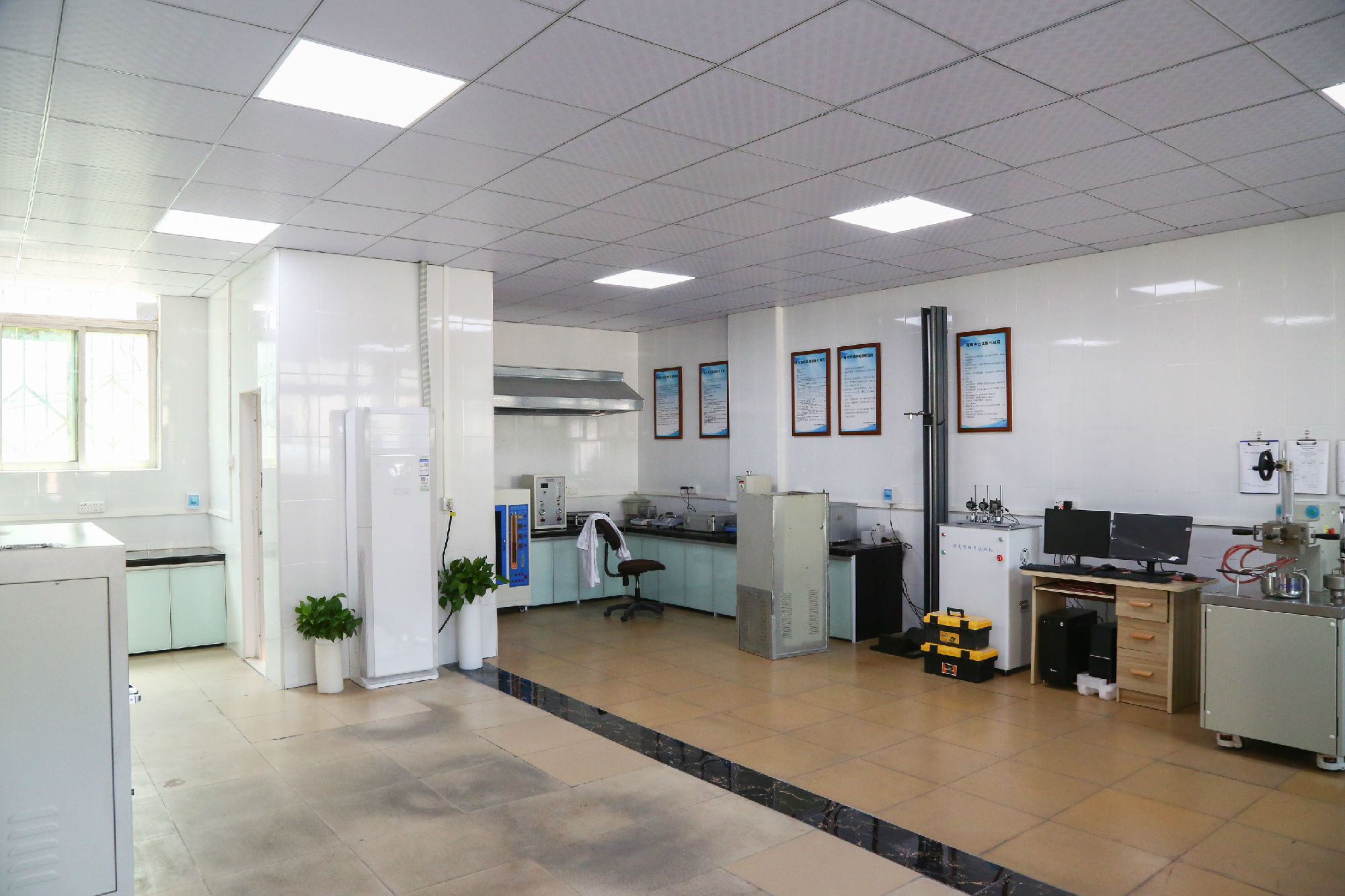 深捷通電力管實驗室二